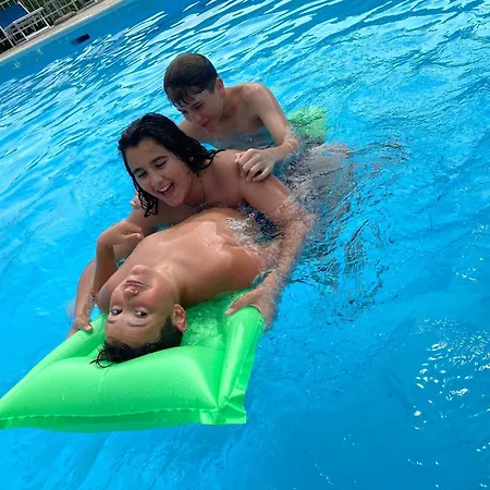 Maxi מלון לימונה סול גרדה