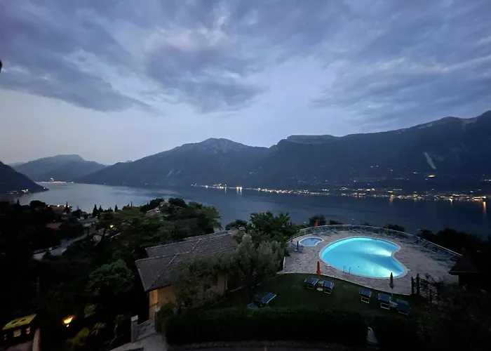 Maxi 3* Limone sul Garda