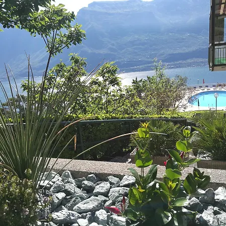 Maxi Limone sul Garda