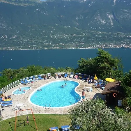 Maxi Limone sul Garda